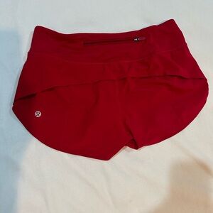 Red LULU LEMON speed up low rise lined shorts size 4